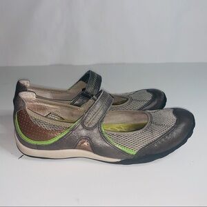 Privo by Clarks Skite Mary Jane silver Sz 7.5